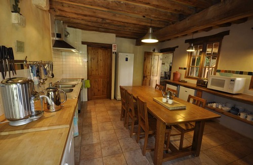 Champagne-Saint-Hilaire Other | Spacious Villa with secure private pool, 7 bedrooms all with shower rooms