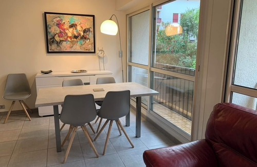Saint-Jean-de-Luz Apartment | ST JEAN DE LUZ BEL F3 10 MINUTES WALK FROM THE PORT/TOWN CENTER/BEACH/STATION. WIRELESS