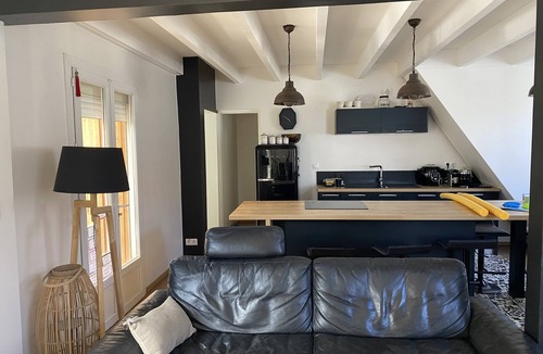 Begles House | Stable near Bordeaux with swimming pool