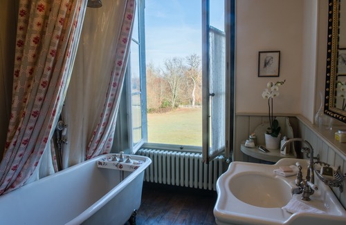 Sadirac Other | Staffed Luxury Chateau: Pool, Vines & Best Location Near Bordeaux