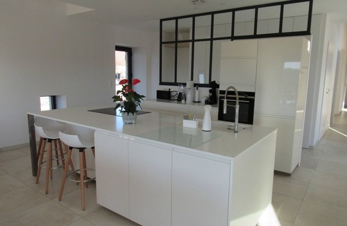 Veyrines-de-Domme Villa | Stone house with character, fully renovated with swimming pool, sleeps 12