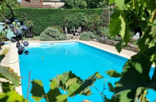 Saint-Sernin Cottage | Stone Village House with Pool in the Heart of Saint Sernin de Duras