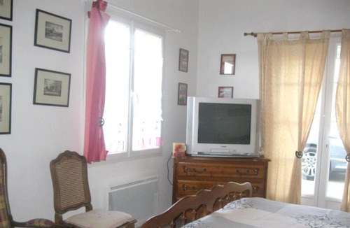 Tonnay-Charente Apartment | Studio avec jardin clos et wifi a Tonnay Charente