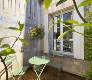 Nontron Apartment | Studio avec terrasse
