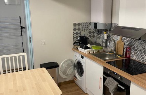 Nansouty-Saint-Genes Apartment | Studio Bordeaux centre ville