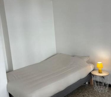 Saint-Charles Apartment | Studio climatisé - 3min à pied Gare Saint Charles - 15 min à pieds du Vieux port
