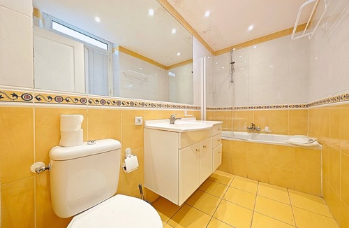 Cannes City Centre Apartment | Studio Commandant André 12 by Viva Riviera