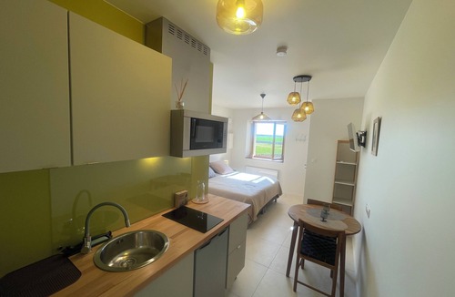 Angliers Apartment | "Studio du Porche"