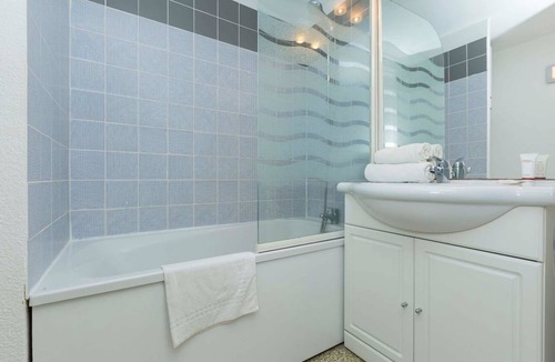 Hourtin Port Apartment | Studio flat ∙ 1 bedroom ∙ 2 guests