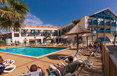 Hourtin Port Apartment | Studio flat ∙ 1 bedroom ∙ 2 guests