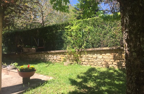 Sarlat-la-Caneda Apartment | Studio in Sarlat, for a couple in search of calm