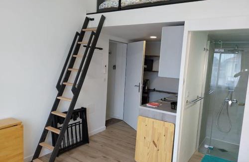 Begles Apartment | studio Indépendant et climatisé. arrivée autonome