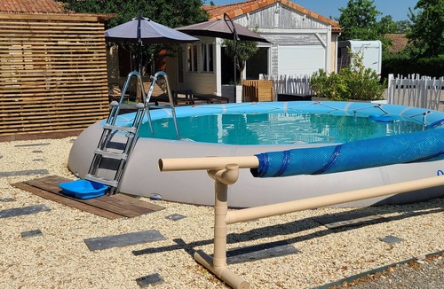 Montjean House | Studio 'Lana Cottage' Private Terrace, Pool & Nature | Perfect for 2
