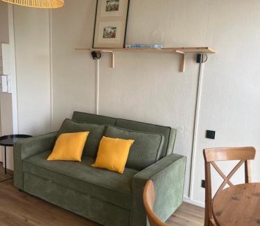 La Celle-sous-Gouzon Apartment | Studio meublé à Jonzac