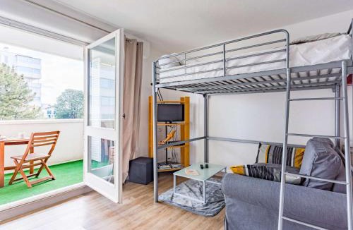 Biarritz Apartment | Studio moderne 2* avec balcon, parking, Wi-Fi - Quartier Larochefoucauld à Biarritz - FR-1-3-487