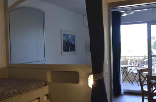Toulon - Hyeres Apartment | STUDIO PORT HYERES