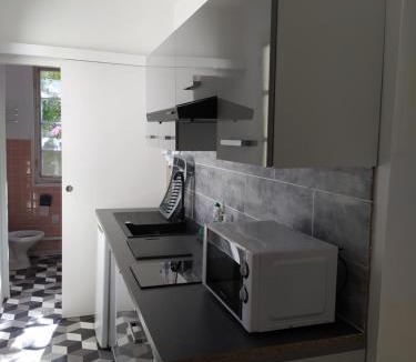 Saintes Apartment | Studio sympas à Saintes