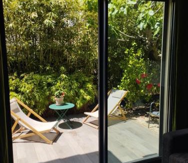 Sud Apartment | Studio Terrasse Privée Jardin Air conditionné