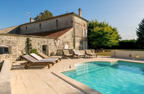 Angeac-Champagne House | Stunning 18th Century Charentais Logis with Swimming Pool near Cognac