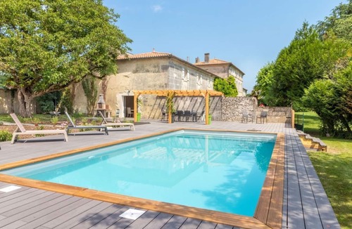 Louzac-Saint-Andre House | Stunning 4-bed house w/ private garden and swimming pool near Cognac, France