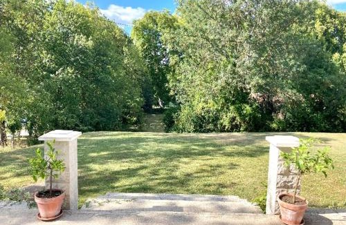 Bourg-Charente House | Stunning bedroom overlooking the Charente