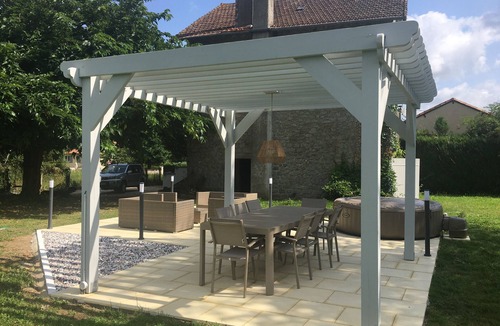 Augignac House | Stylish House near Lake and Beach at St Estephe
