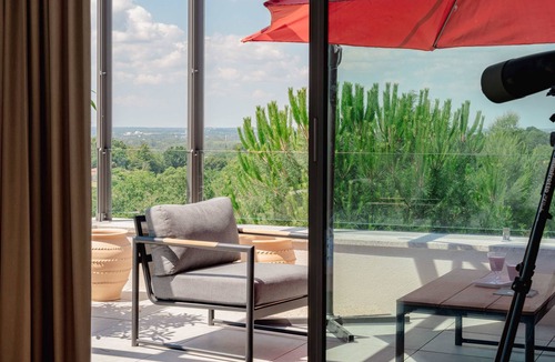 Carignan-de-Bordeaux Apartment | Suite haut de gamme dans domaine luxuriant
