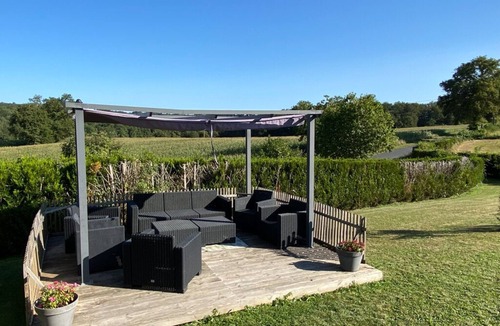 Saint-Pierre-de-Frugie House | Superb 4 Bedroom House, sleeping up to 6 Adults and 4 Children, fully equipped.