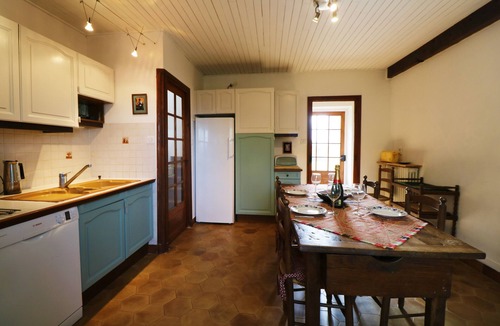 Bezenac House | SUPERB FAMILY HOUSE OVERLOOKING THE VALLEY IN THE HEART OF THE BLACK PERIGORD