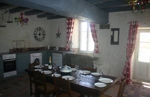 Princay House | Superb well equipped 3 bedroom gite with swimming pool on Loire/Vienne border