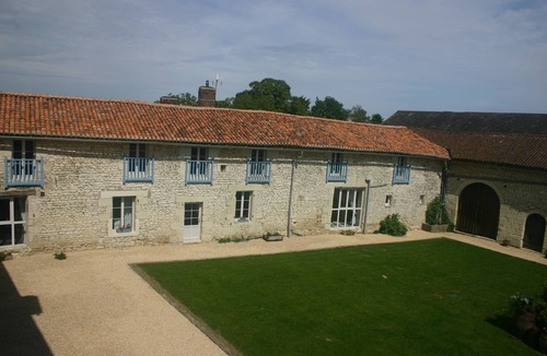 Princay House | Superb well equipped 3 bedroom gite with swimming pool on Loire/Vienne border