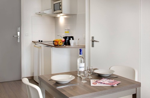 Bassins a Flot Apartment | Ténéo Apparthotel Bordeaux Maritime - Cité du vin