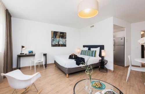 Talence Apartment | Ténéo Apparthotel Talence - Arthena
