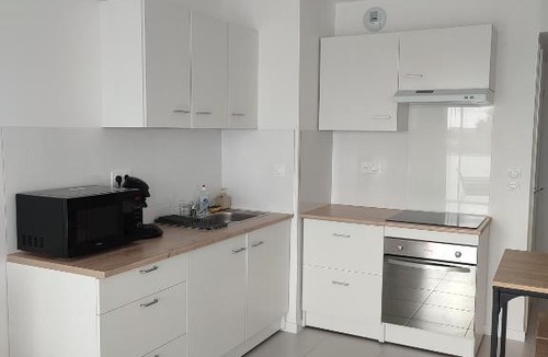 Royan Apartment | T2 avec balcon tout équipé 300m marché central