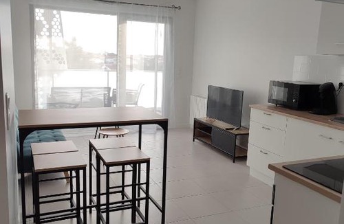Royan Apartment | T2 avec balcon tout équipé 300m marché central
