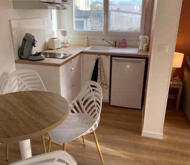 Royan Apartment | T2, Jardinet, Quartier marché 10mn Plage