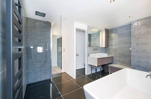 Saint Genes Apartment | T3 2 bedrooms renovated top floor