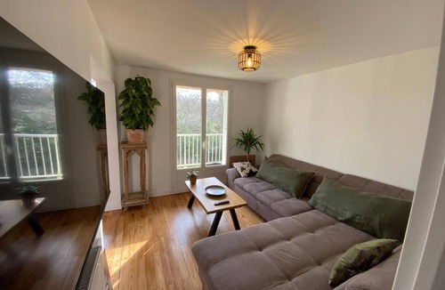 Bayonne Apartment | 🌟 T4 cosy et modern in the heart of Anglet, beach at 5 min, parking & wifi