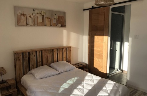 Angoulins Apartment | T4 with courtyard and SPA 400m from the beach