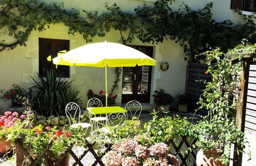 Chef-Boutonne Cottage | Take a break and unwind by the pool in the serene countryside of Southern France