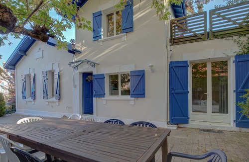 Arcachon House | The Arcachonnaise