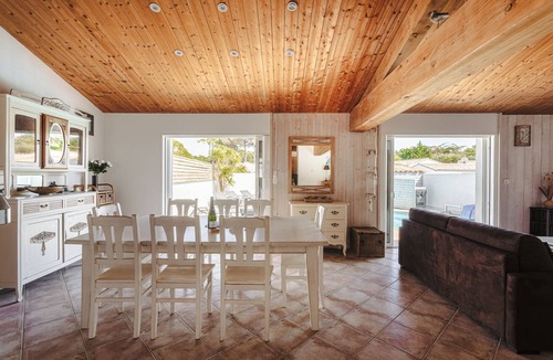 Le Bois-Plage-en-Re House | The Avocette in Bois-Plage-en-Ré: High-End Villa with Pool – Beach & Town Center