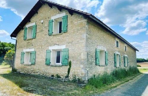 Puyreaux House | The charming private Farmhouse at La Grenouillére