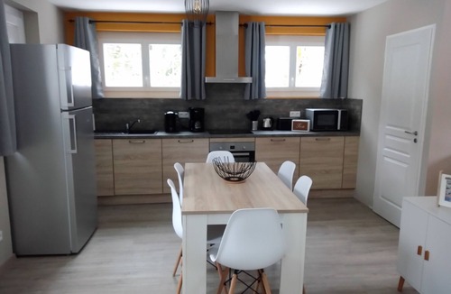 Eaux-Bonnes Apartment | The cottages of Valentin offer two cottages located 5 minutes from Gourette
