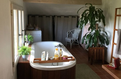 Saint-Caprais-de-Bordeaux House | The house in the vineyards