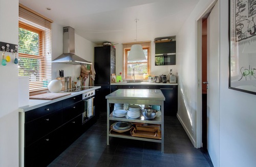 Le Penon House | The house in the forest
