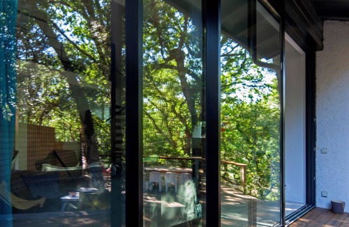 Le Penon House | The house in the forest