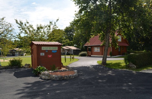 Clam Ski Chalet | The Key of the Champs17500/The Oak (64m2) 3 *