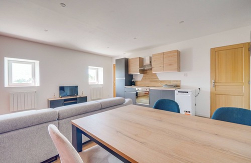 Saint-Ciers-sur-Gironde Apartment | The lands of the estuary