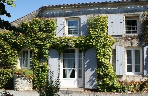 Surgeres House | The Nest for 3 people at Gîtes Les Grandes Chaumes